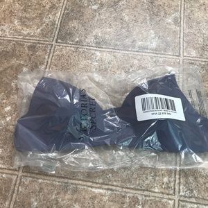 NWT🎉 Victoria’s Secret No Underwire T-Shirt Bra